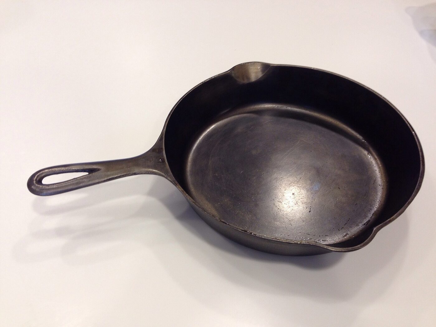 Cast Iron Skillet Care: A No-Nonsense Guide (Myths Debunked)